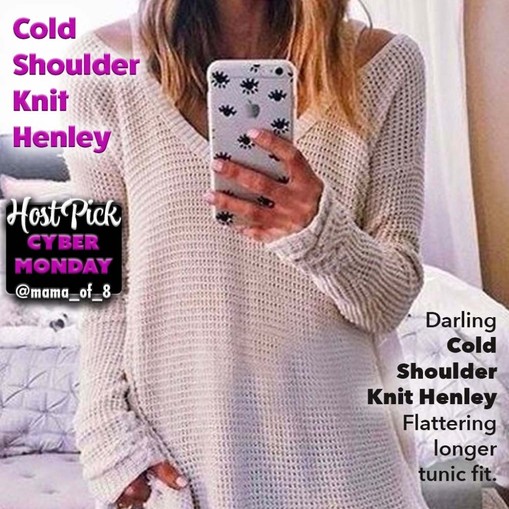 Cold Shoulder Knit Henley 🎉HOST PICK🎉